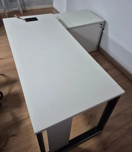 Mesa para escritório