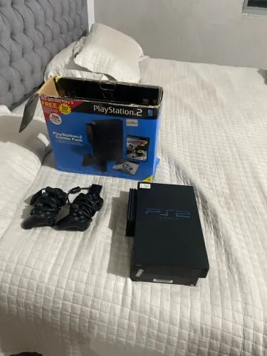 PlayStation 2 PS2 Fat Completo na Caixa Original + 2 Controles