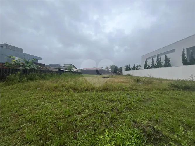 Terreno à venda em Morada da praia - SP