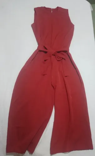 Macacão vermelho