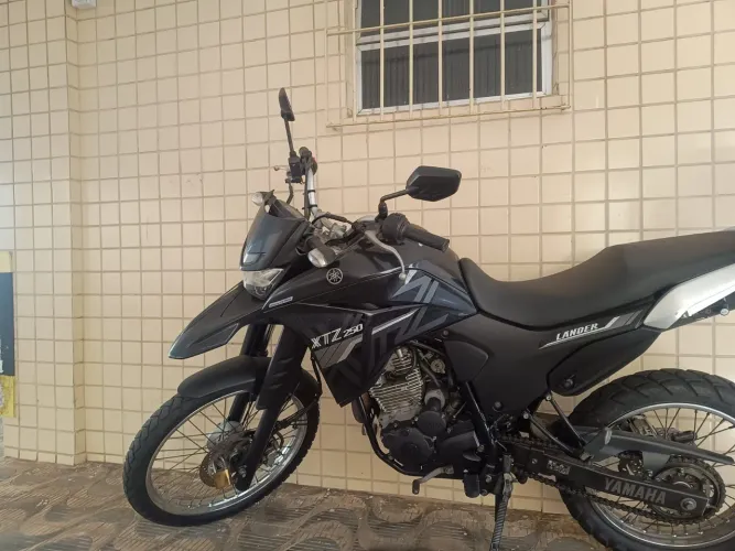 LANDER XTZ 2022 - UNICO DONO!