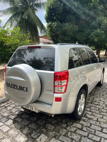 Suzuki Grand Vitara 2.0 16V 4x2/4x4 5P Mec. 2010
