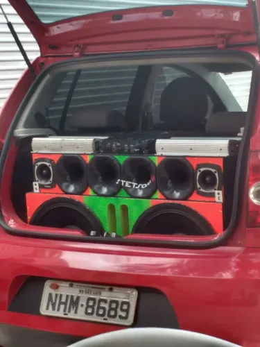 Som automotivo