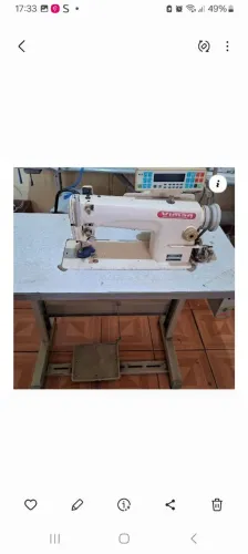 Vende-se máquina de costura reta direct drive em ótimo estado, valor 1700 WhatsApp 1499845
