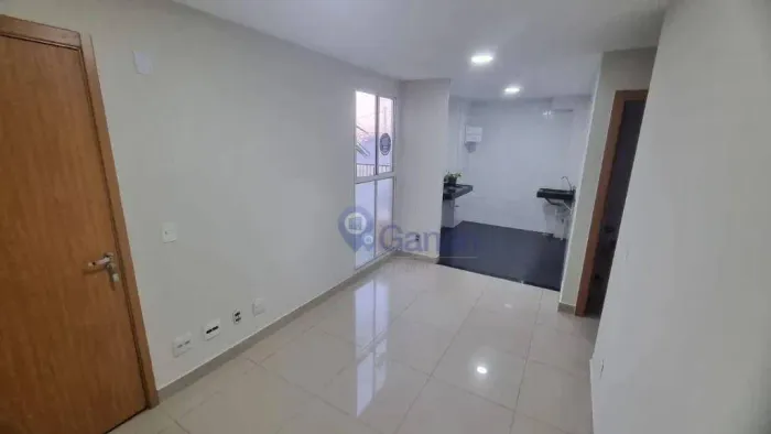 Apartamento com 2 dormitórios à venda, 42 m² por R$ 235.000,00 - Jardim São Pedro de Virac