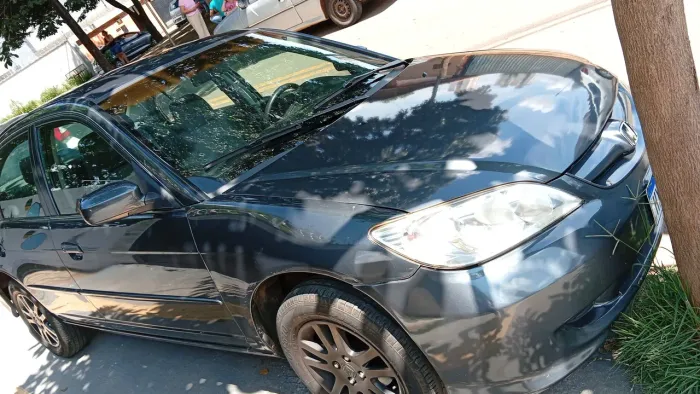 Honda Civic Sedan LX 1.7 16V 115cv Mec. 4P 2005
