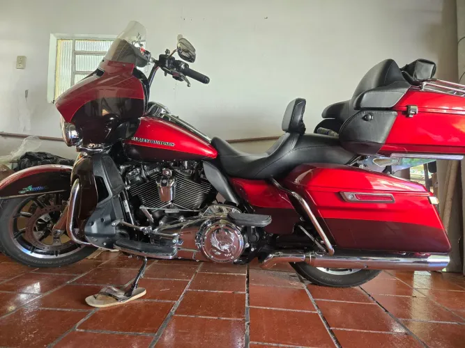 Harley Davidson Electra Glide Ultra Limited FLHTK