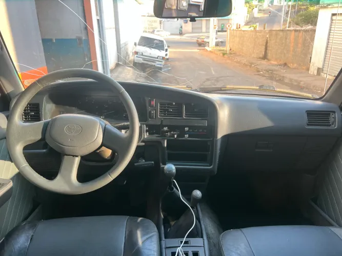 Toyota Hilux SW4 4X4 2.8 Diesel 1994