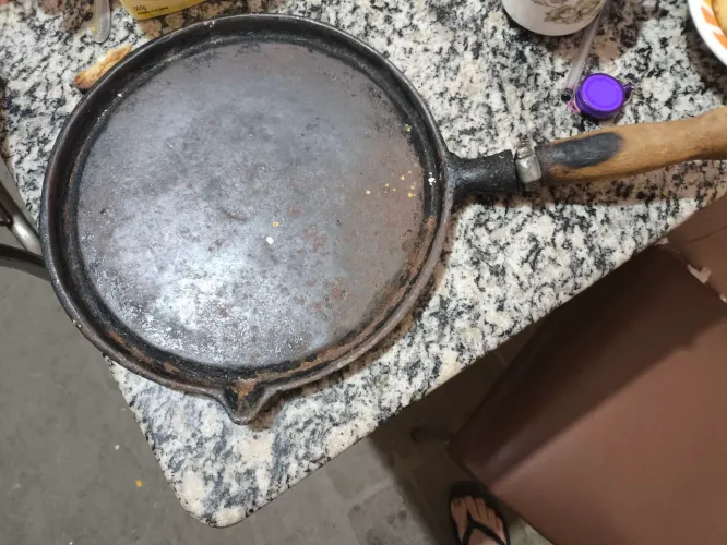 Chapa e prensa para bifes.