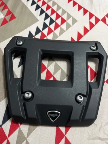 Suporte para baú Tiger 1200 Explorer