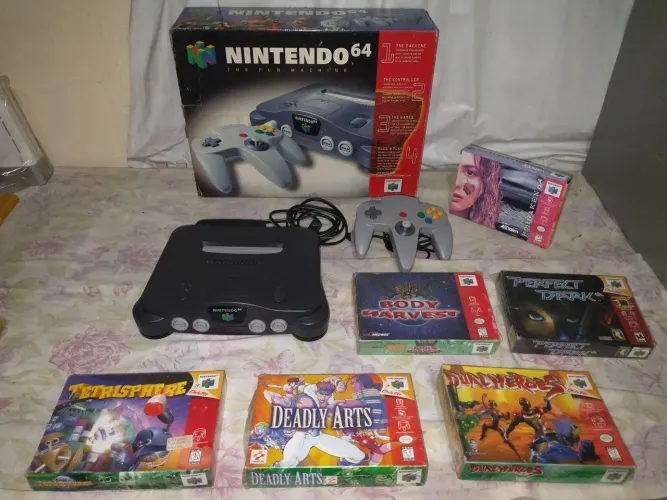 Kit Nintendo 64 USA CIB MINT 6 JOGOS PERFECT DARK BODY HARVEST FORSAKEN ÚNICO DONO