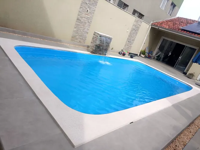 Piscina grande 55 mil litros