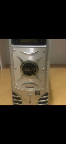 SATÉLITE X-BLADE