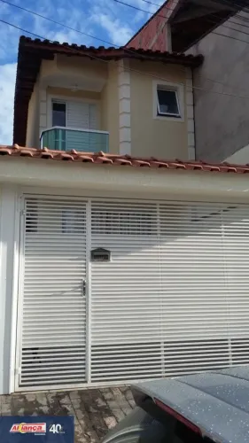 SOBRADO COM 3 DORMITÓRIOS SENDO 1 SUITE A VENDA, 125m² - JARDIM ADRIANA - GUARULHOS/SP