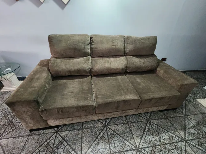 Sofá Retratil e Reclinável de 3 e 2 Lugares na Cor Marrom - Aceito Oferta