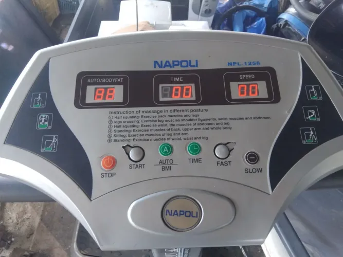 Plataforma Vibratória Crazy Fit Massage / Napoli
