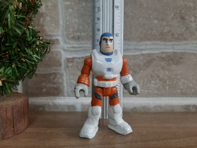 Boneco imaginex filme Lightyear, LEIA DESCRIÇÃO.