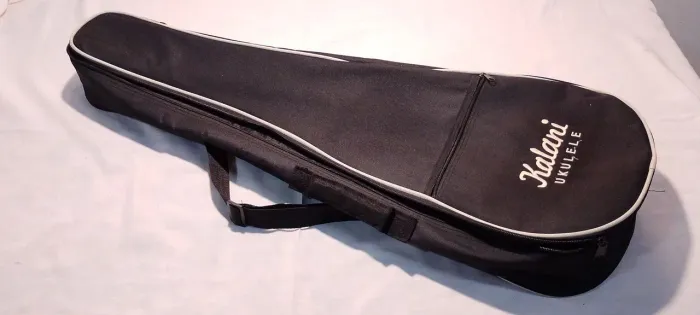 Capa bolsa Ukulele acompanha 3 palhetas