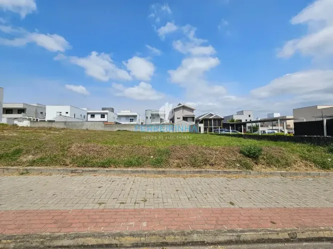 Terreno para alugar, 1050 m² por R$ 7.000,00/mês - Urbanova - São José dos Campos/SP