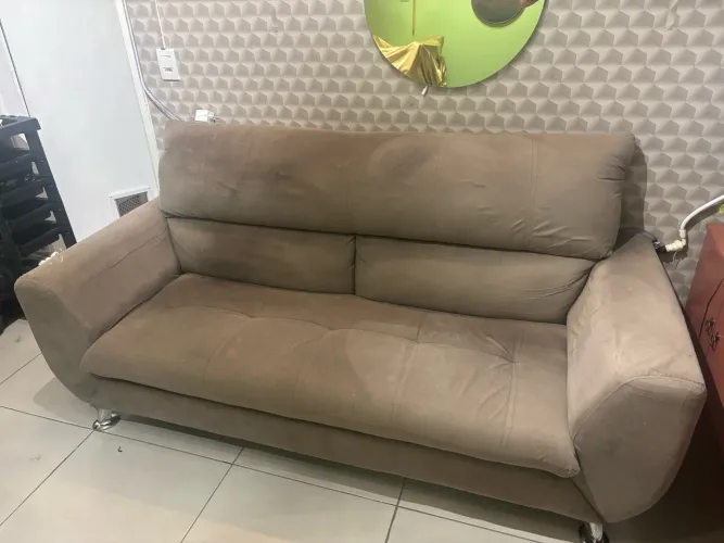 Vendo sofá mesa e armário