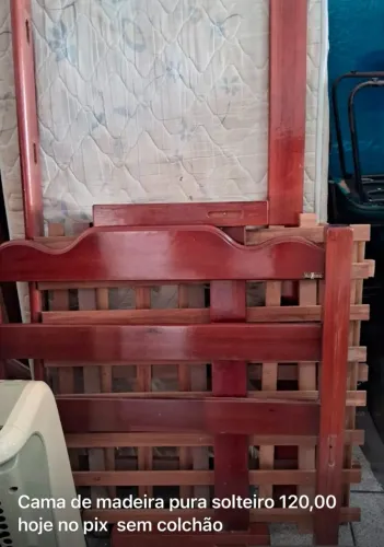 Cama de solteiro de madeira pura sem colchão retirar na Av Palmares SA