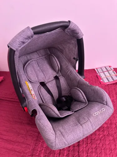 Vendo bebê conforto novo