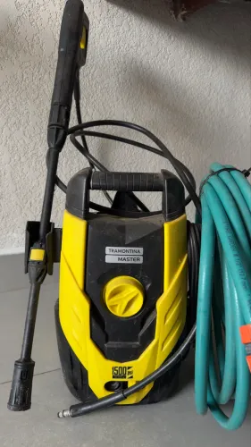 Lavadora De Alta Pressão 1500psi Com 1200w Tramontina