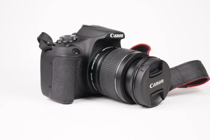 CANON T7+ NOVA CAIXA SEM USO