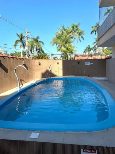 APARTAMENTO COM 2 DORMITÓRIOS (1 SUÍTE) NA PRAIA DA LAGOINHA