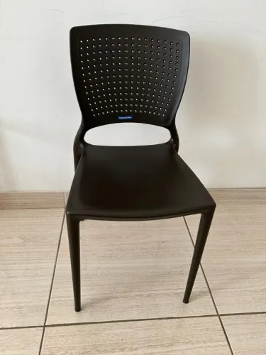 4 Cadeiras Modelo Safira Preta Tramontina