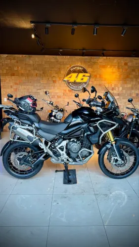 Triumph Tiger 1200 Black Edition