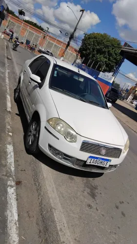 Fiat Siena Tetrafuel 1.4 MPI Fire Flex 8V 4P 2011