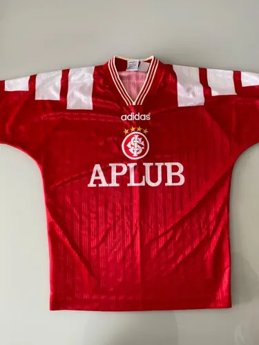 Camisa internacional 1997 home #10