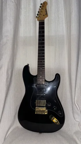 Guitarra Studebaker