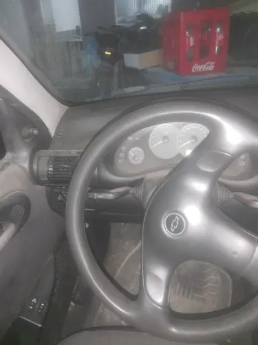 Chevrolet Corsa Sedan 1.0 MPFI 8V 71cv 4P 2004