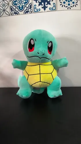 Pelúcia Pokémon Squirtle 30cm