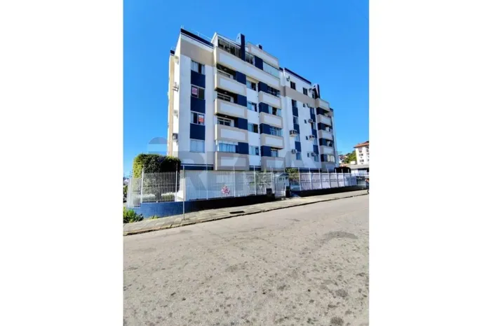 Apartamento 3 dormitórios - Abraão - Florianópolis
