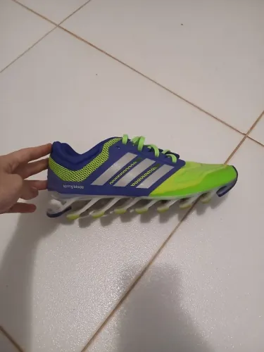 Tênis Adidas Springblade