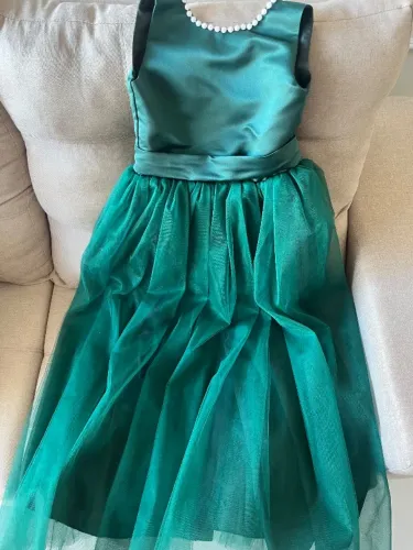 Vestido Infantil Princesa Realeza Verde-esmeralda com SAIOTE. Usado apenas uma vez.