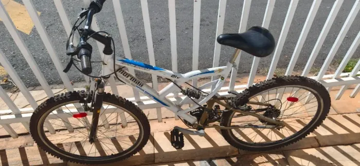 Bicicleta Mormaii Série Especial 21V Full Suspension