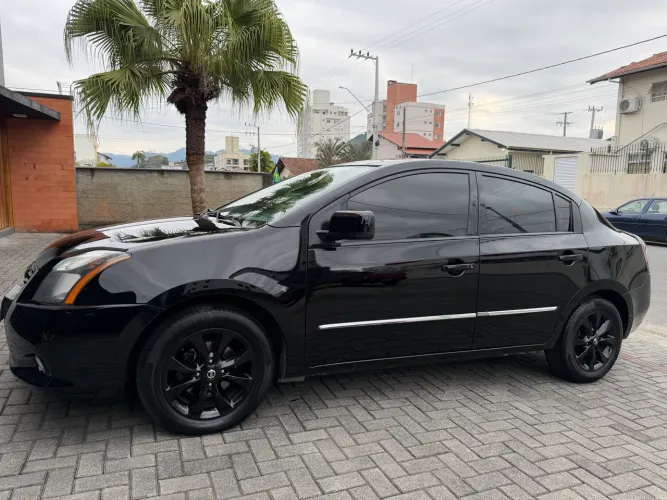 Nissan Sentra S 2.0/ 2.0 Flex Fuel 16V Aut. 2013