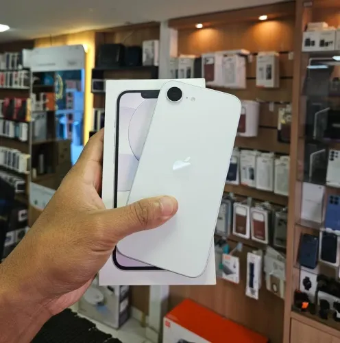 *iphone 17e 256GB*  Bateria 100%  Completo, 92ciclos  Garantia 06/27  *R$3399