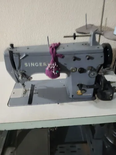 Maquina de Costura Semi-Industrial ZigZag