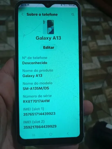 Samsung Galaxy A13 (Detalhe na tela)