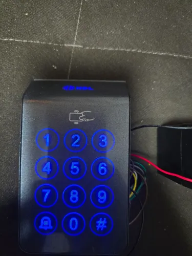 Controle de Acesso HDL ID-3K com Teclado IP66 Bluetooth/Wifi RFID<br><br>tags RFID 125 kHz