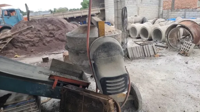 Máquina industrial de premordado?