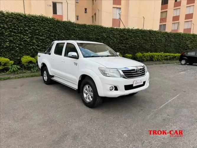 Toyota Hilux CD DX 4X2 2.7 16V 142cv 2015