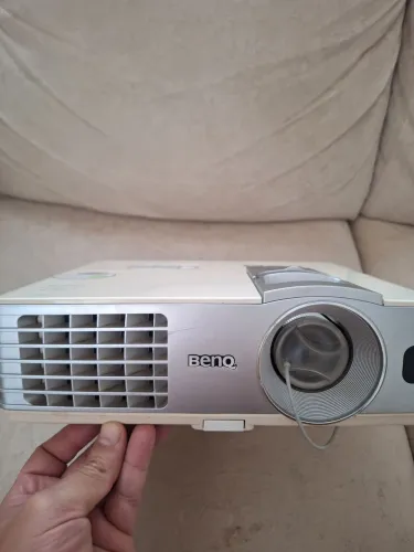 Projetor 3d 1080p Benq w1070 Dlp