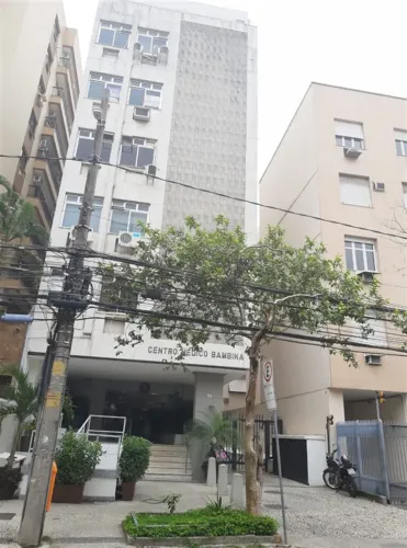 GRUPO DE SALAS EM BOTAFOGO