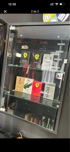 Vitrine óculos e acessórios